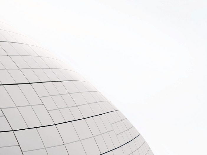 Cómo las imágenes virtuales pueden ayudarte a mostrar la relación entre la arquitectura y la política en tus proyectos de interiorismo