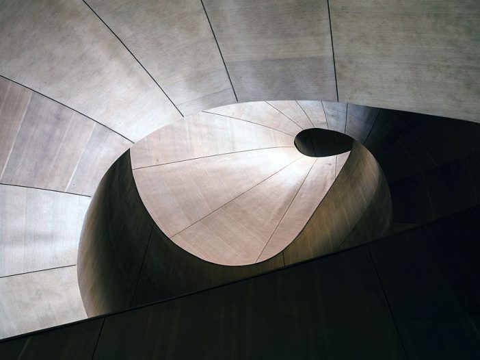 Cómo utilizar vistas 3d para visualizar la integración de elementos de seguridad en proyectos de arquitectura para edificios gubernamentales