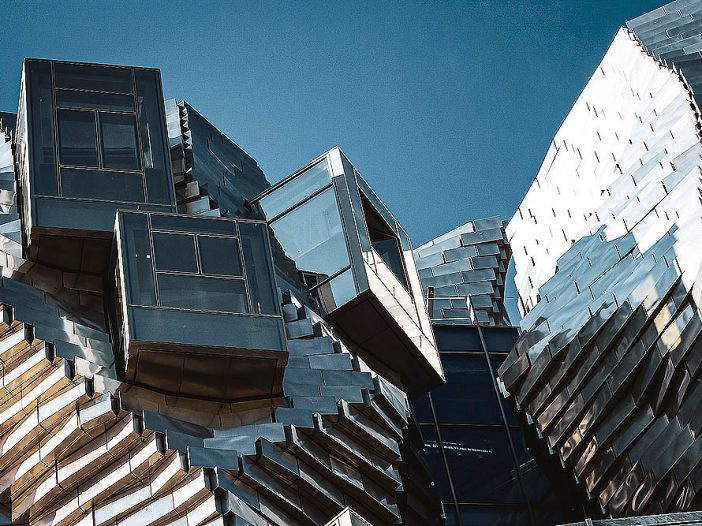 Hacer renders de arquitectura para proyectos de edificios para el transporte terrestre